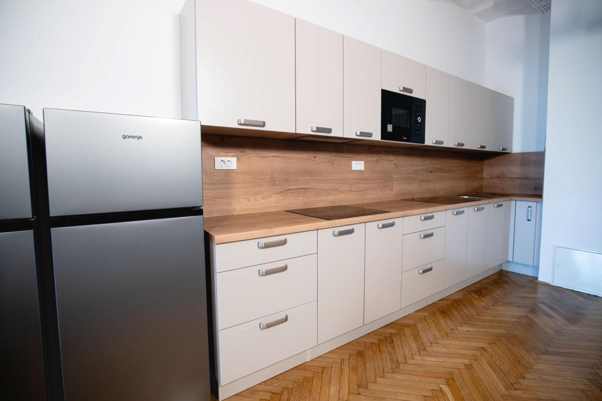 Cafdorm Hostel Maribor Bagian luar foto